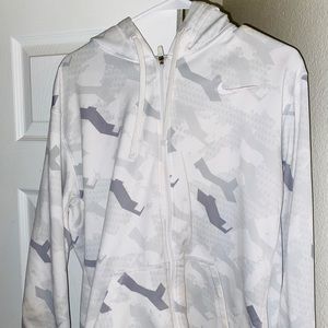 White nike therma jacket
